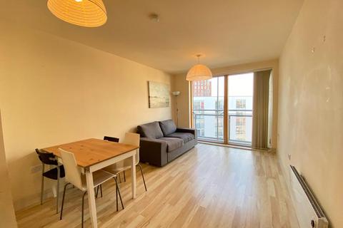 2 bedroom apartment to rent, Water Street, Manchester M3