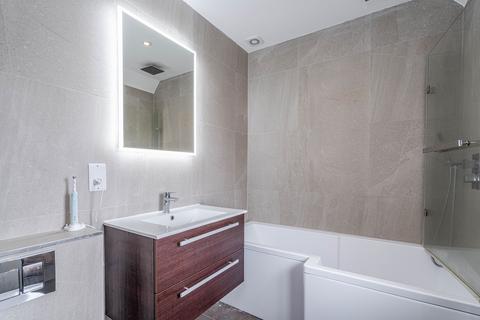 43 Hyde Green, Beaconsfield, HP9 2EP