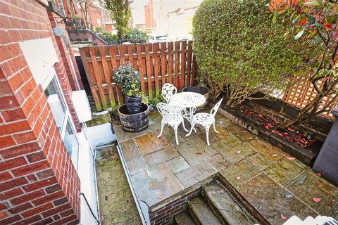 2 bedroom terraced house for sale, St. Ives Mount, Leeds, West Yorkshire, UK, LS12