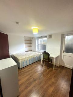 1 bedroom in a house share to rent, Ford Square,  London, E1