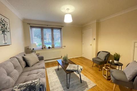 49 Green Acres, Penistone, Sheffield, S36 6DB