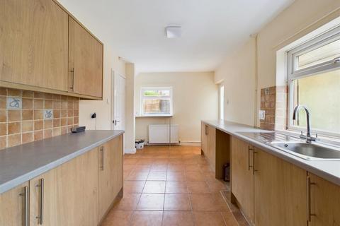 3 bedroom semi-detached house for sale, Querneby Road, Nottingham NG3