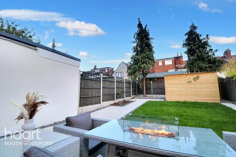 4 bedroom semi-detached house for sale, St Barnabas Road, Woodford Green