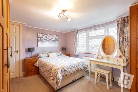 26 Acacia Gardens, Upminster, RM14 1HT