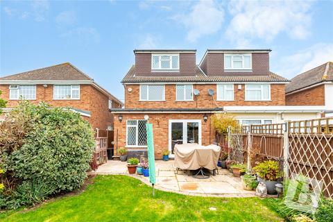 4 bedroom semi-detached house for sale, Acacia Gardens, Upminster, RM14