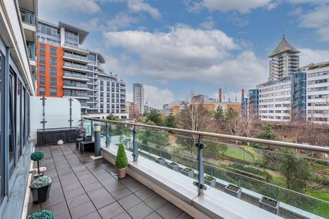 2 bedroom flat to rent, The Boulevard, Imperial Wharf, London, SW6