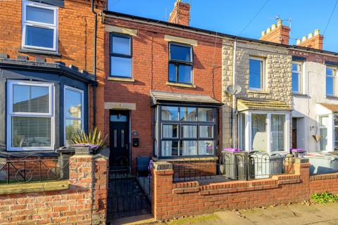 4 bedroom terraced house for sale, Harlaxton Road, Grantham NG31