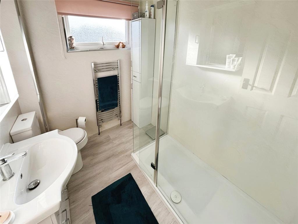 Shower Room/Wc