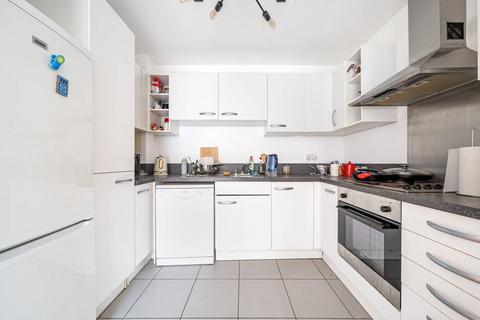 2 bedroom flat for sale, Gowers Walk, Aldgate, London, E1