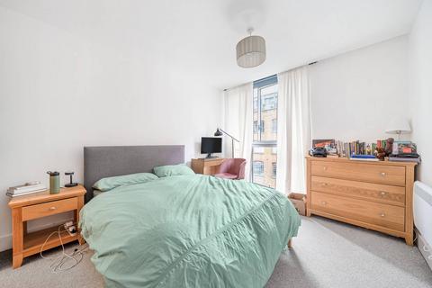 2 bedroom flat for sale, Gowers Walk, Aldgate, London, E1