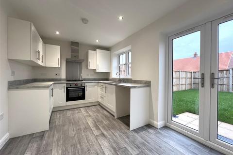 2 bedroom end of terrace house for sale, Archbishop Drive, Kirk Ella