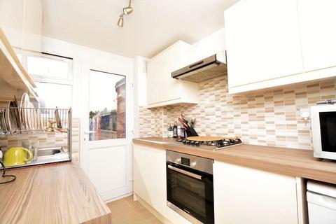 3 bedroom terraced house to rent, The Green, Chalvey, Slough, Berkshire, SL1