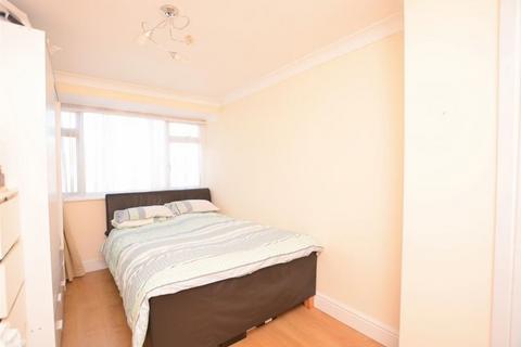 3 bedroom terraced house to rent, The Green, Chalvey, Slough, Berkshire, SL1