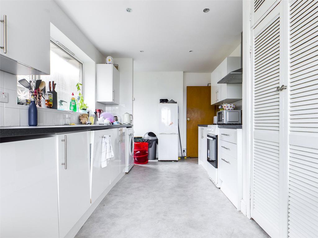 Kitchen-House-To-Ren