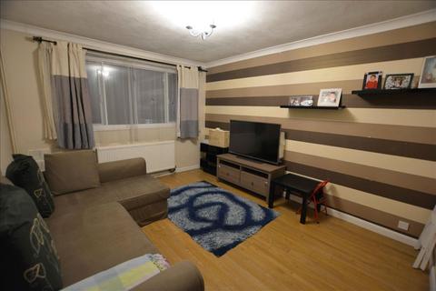 2 bedroom flat for sale, Roman Close, Feltham, Middlesex, TW14