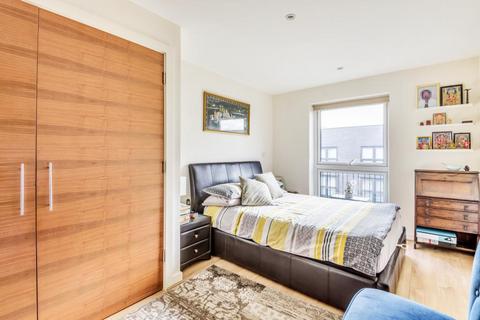 3 bedroom flat for sale, Stanmore,  Middlesex,  HA7