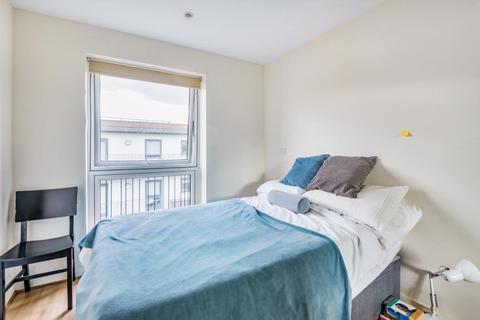 3 bedroom flat for sale, Stanmore,  Middlesex,  HA7