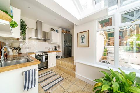 39 Addison Road, Guildford, GU1 3QQ