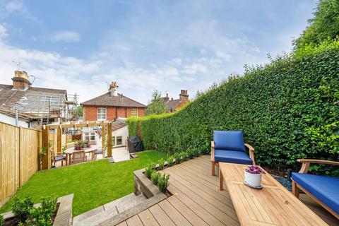 39 Addison Road, Guildford, GU1 3QQ