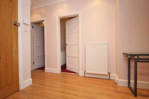 21 Alloway Road, Glasgow, G43 2YE
