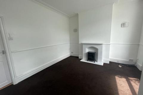 1 bedroom terraced house to rent, Cranbourne Road, Ashton Under Lyne,