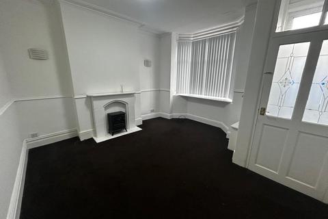 1 bedroom terraced house to rent, Cranbourne Road, Ashton Under Lyne,