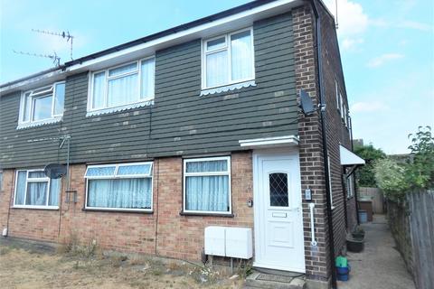 2 bedroom maisonette to rent, Gresham Close, Bexley, Kent, DA5