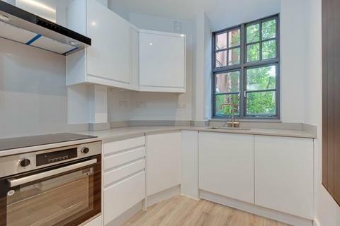 3 bedroom apartment to rent, Maida Vale, London, W9