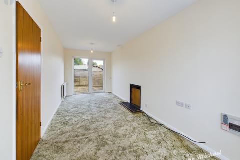 1 bedroom detached bungalow for sale, Howard Avenue, Aylesbury,