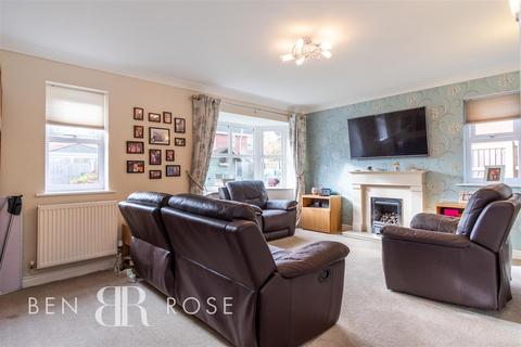 4 bedroom detached house for sale, The Green, Preston PR4