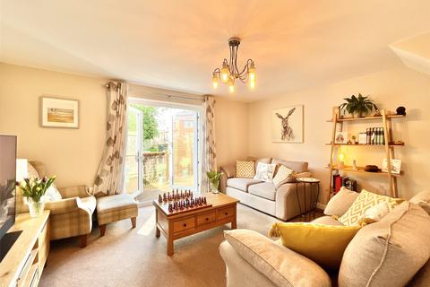 3 bedroom semi-detached house for sale, Kirkland Chase, Newcastle Upon Tyne, NE5