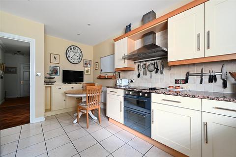 2 bedroom apartment for sale, Brighton Road, Shermanbury, Horsham