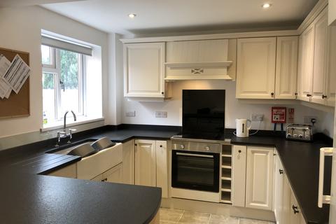 5 bedroom house share to rent, Fern Road, Worcester WR2