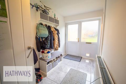 3 bedroom terraced house for sale, Plas Bryn Gomer, Croesyceiliog, NP44