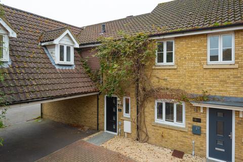 3 bedroom end of terrace house for sale, Chaplains Walk, Chartham