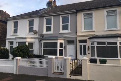 2 bedroom terraced house to rent, Addingham Road, Eastbourne