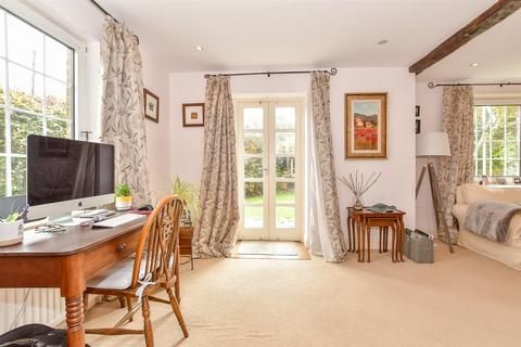 4 bedroom character property for sale, Brattles Grange Cottages, Tonbridge TN12