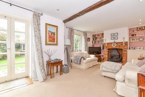 4 bedroom character property for sale, Brattles Grange Cottages, Tonbridge TN12