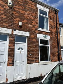 3 bedroom terraced house to rent, Bark Street, Cleethorpes DN35