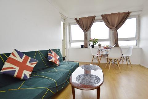 1 bedroom flat for sale, Curzon Crescent, Barking