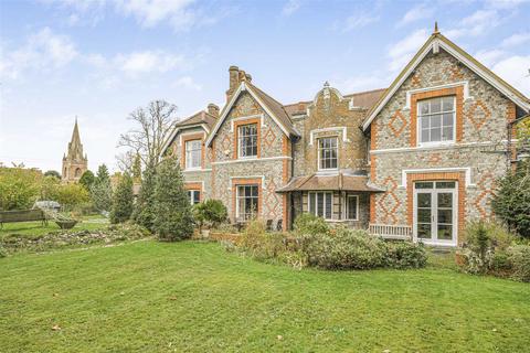 6 bedroom detached house for sale, New Lane Hill, Tilehurst, Reading