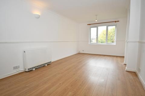 2 bedroom apartment for sale, Maltby Drive, Enfield EN1