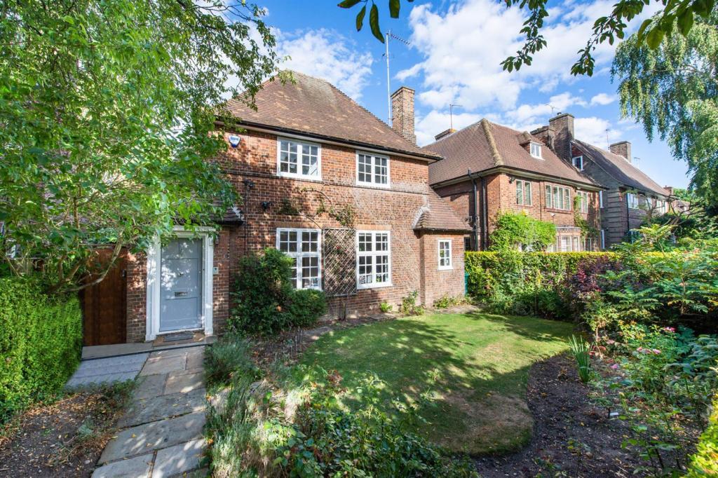 Wildwood-road-hampstead-garden-suburb-nw11