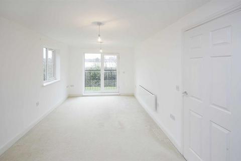 2 bedroom flat to rent, Poppy Fields, Kettering NN16