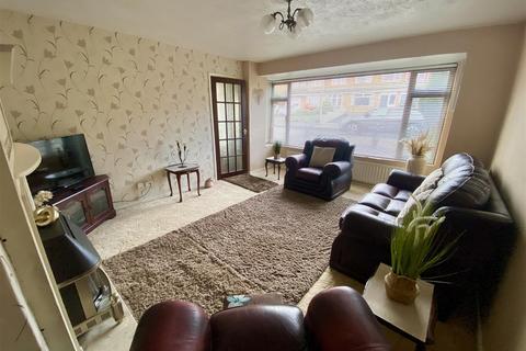 4 bedroom detached house for sale, Seaforth Drive, Hinckley LE10