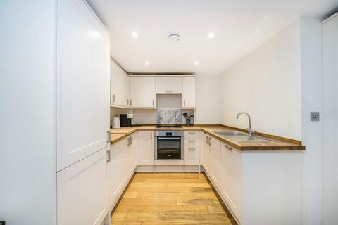 1 bedroom flat to rent, Fulham Road, London SW6