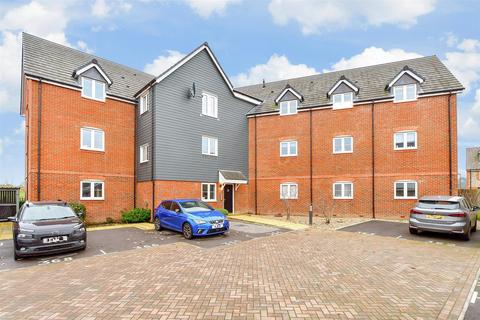 1 bedroom ground floor flat for sale, Sandpiper Road, Chichester, West Sussex