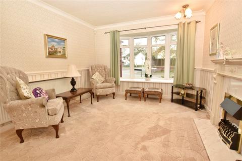 3 bedroom semi-detached house for sale, The Boulevard, Hollingworth, Hyde, Greater Manchester, SK14