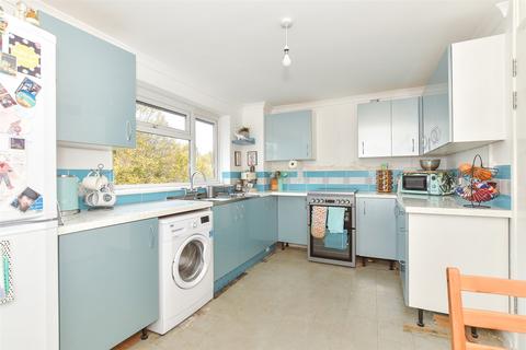 2 bedroom flat for sale, Chidham Close, Havant, Hampshire