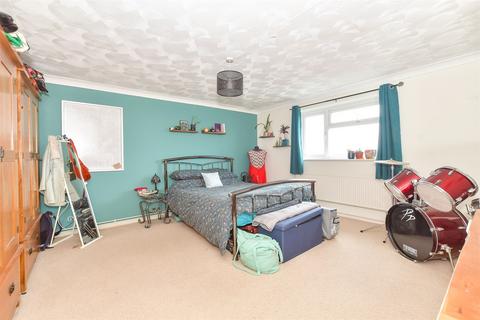 2 bedroom flat for sale, Chidham Close, Havant, Hampshire